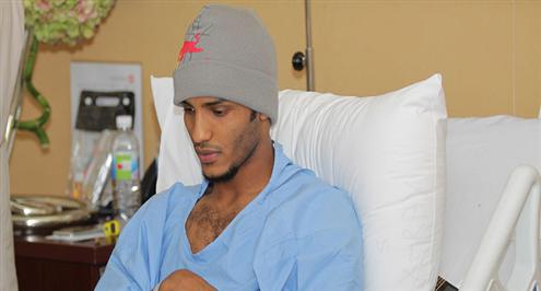 هزازي يغادر المستشفى ويواصل برنامجه التأهيلي الخميس